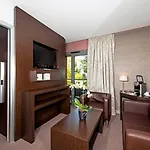 Le Relais De La Malmaison, A Member Of Radisson Individuals