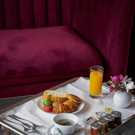 Le Relais De La Malmaison, A Member Of Radisson Individuals 4* Rueil-Malmaison