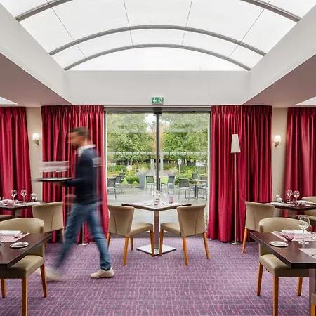 Hotel Le Relais De La Malmaison, A Member Of Radisson Individuals Rueil-Malmaison