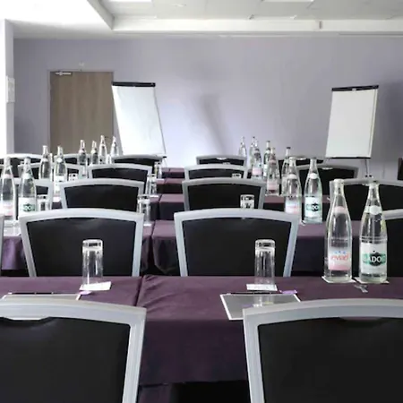 Le Relais De La Malmaison, A Member Of Radisson Individuals 4* Rueil-Malmaison