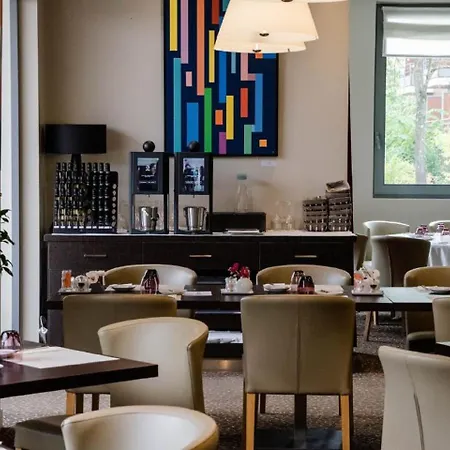 Le Relais De La Malmaison, A Member Of Radisson Individuals 4*