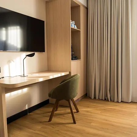 Le Relais De La Malmaison, A Member Of Radisson Individuals Hotel