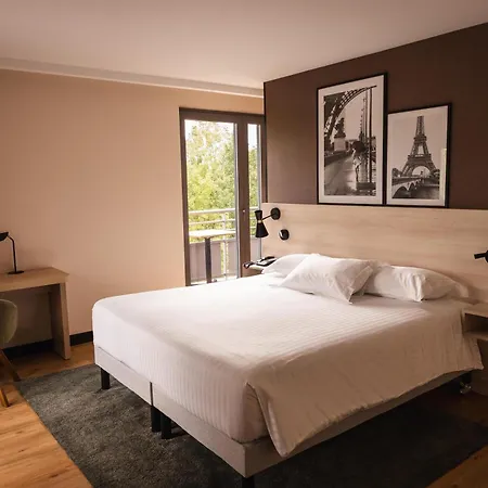 Le Relais De La Malmaison, A Member Of Radisson Individuals 4* Rueil-Malmaison