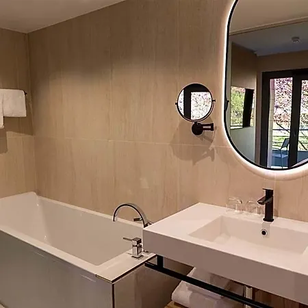 Le Relais De La Malmaison, A Member Of Radisson Individuals Hotel 4*